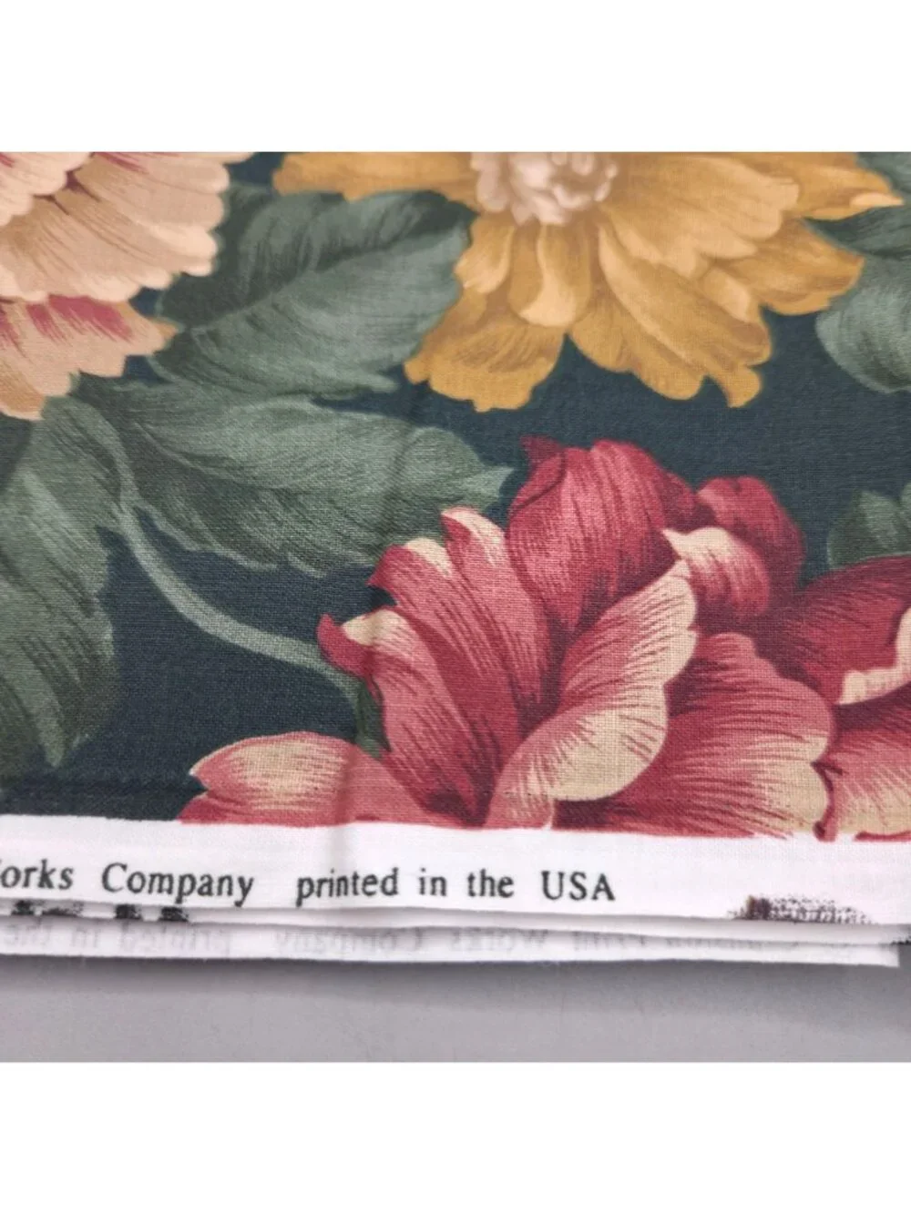 Cranston Home Fashions Floral Cotton Fabric Quilting Sewing Green 1.75 Yards